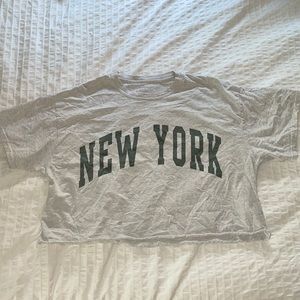 Brandy melville new your crop shirt